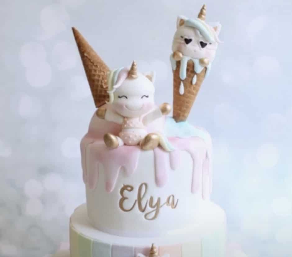 Gateau Licorne En Bikini De A A Z Dolce Dita Academy